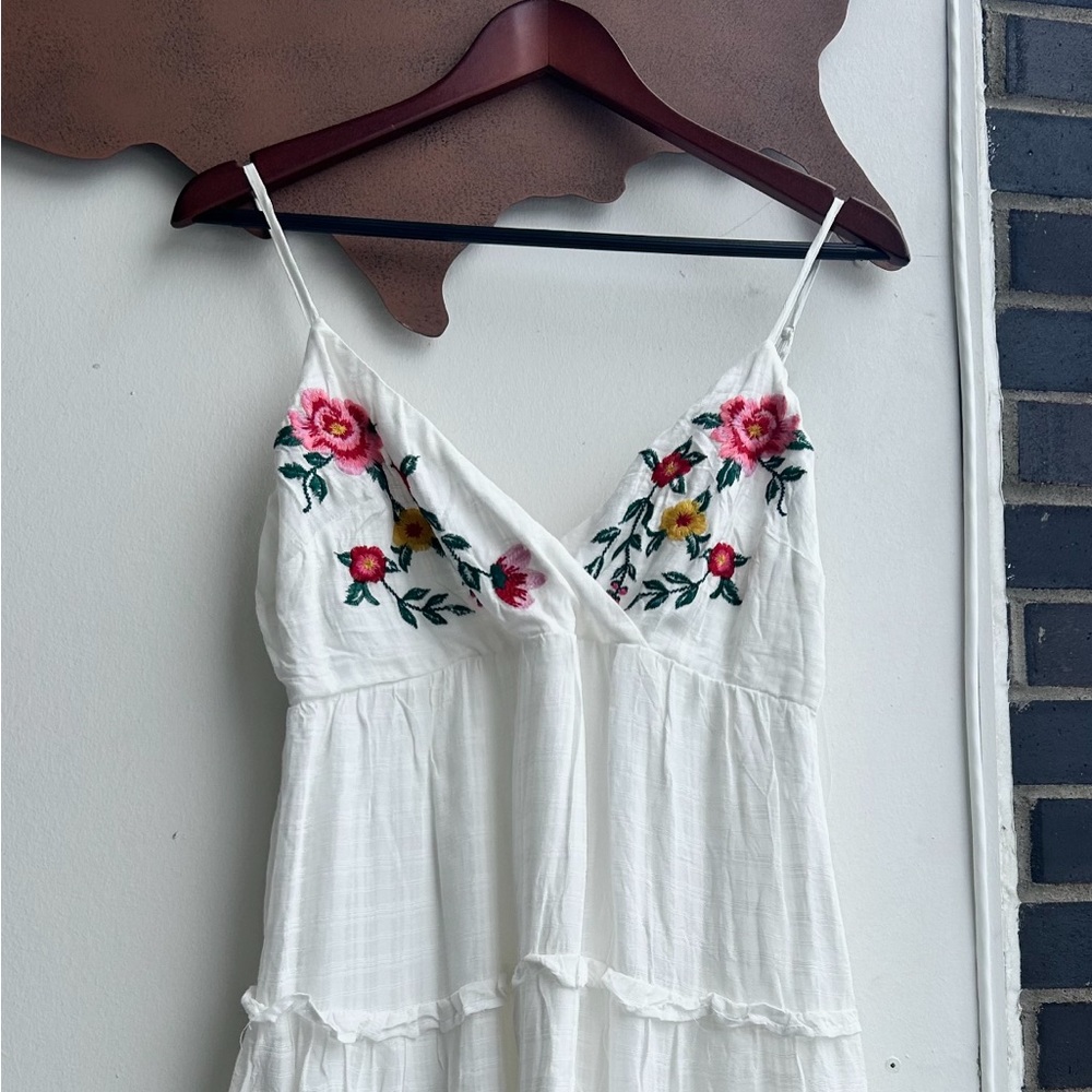 Francesca’s Floral Embroidered Dress